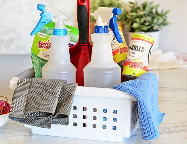 Holiday entertaining is upon us. One of my favorite holiday entertaining tips is to keep an emergency clean up kit handy for party spills and mishaps. 6 HOLIDAY ENTERTAINING TIPS