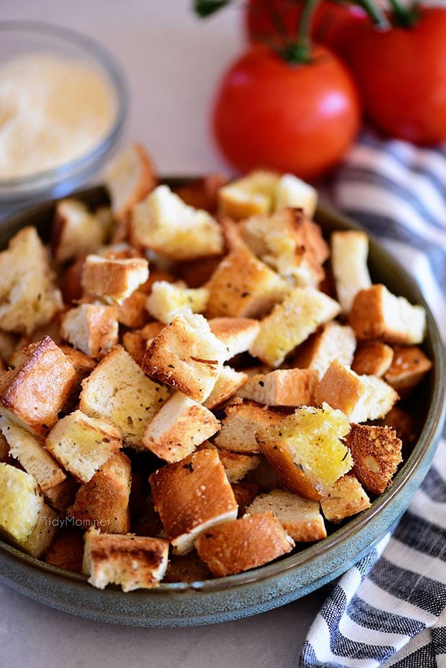 easy homemade croutons in a bowl
