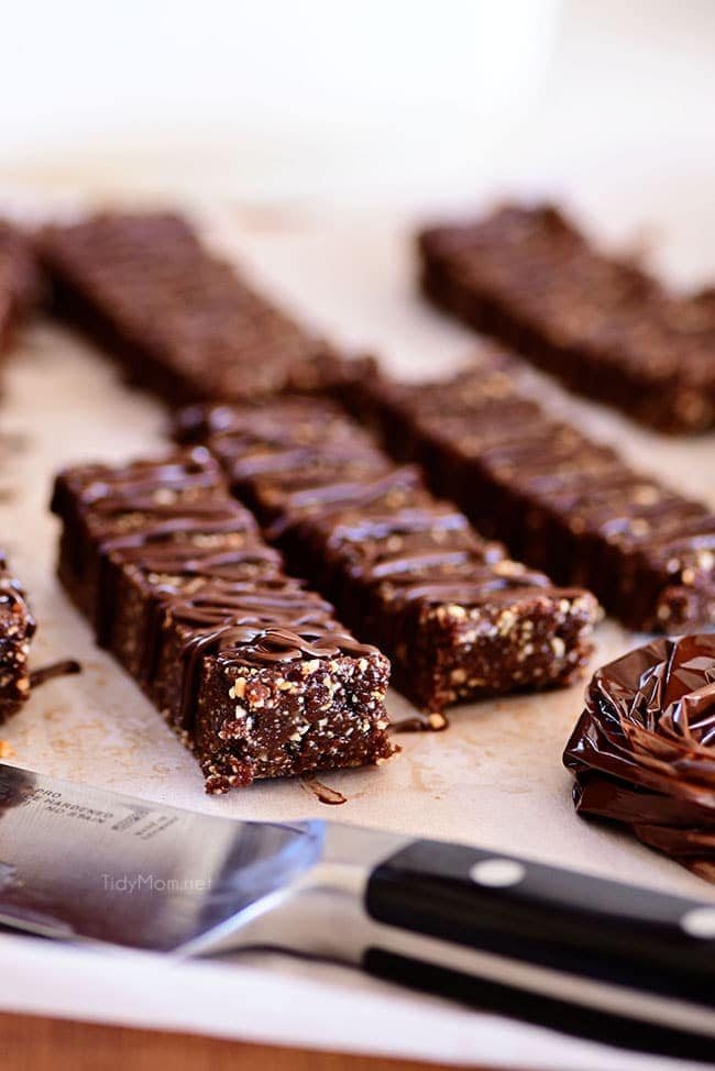 HAZELNUT ENERGY BARS