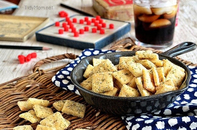 Homemade Ranch Cheese Crackers