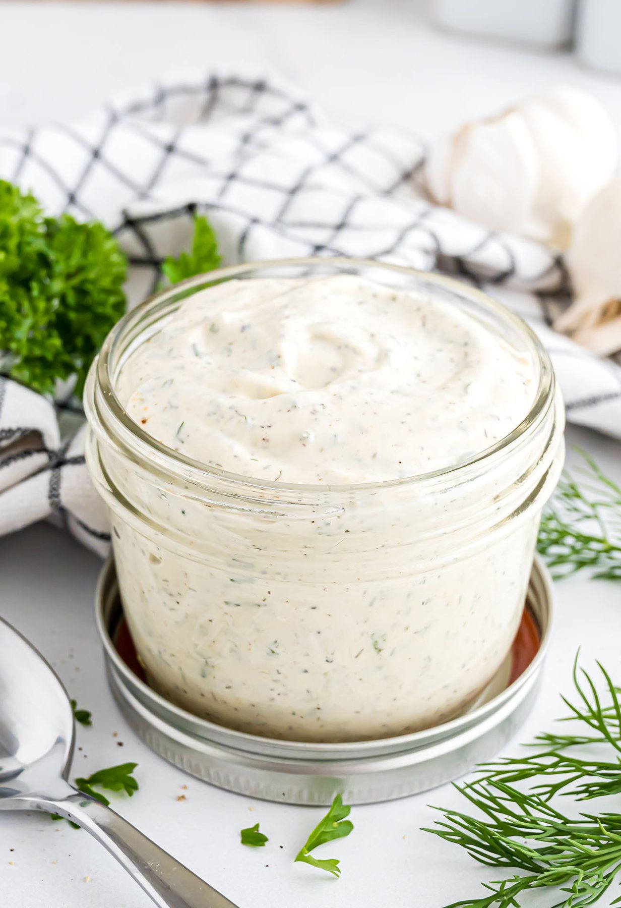 The Best Homemade Ranch Dressing – Quick, Creamy & Full of Flavor