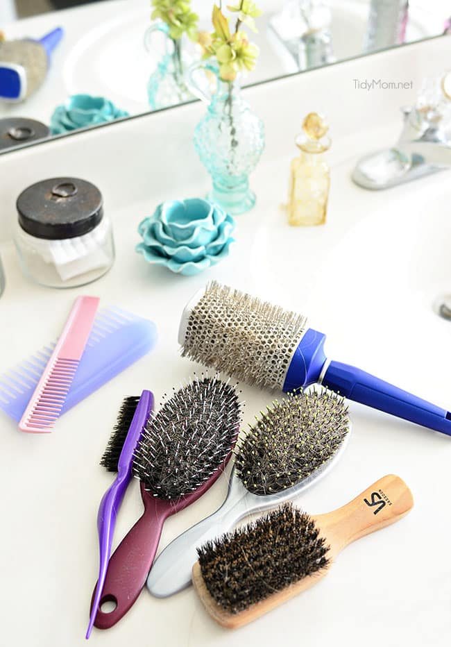 How to clean hairbrushes and keep your hair healthy at cetcu.com