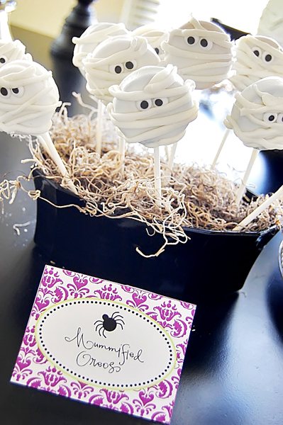 Mummified Oreos