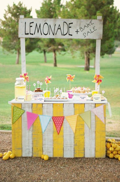 Vintage Lemonade Stand
