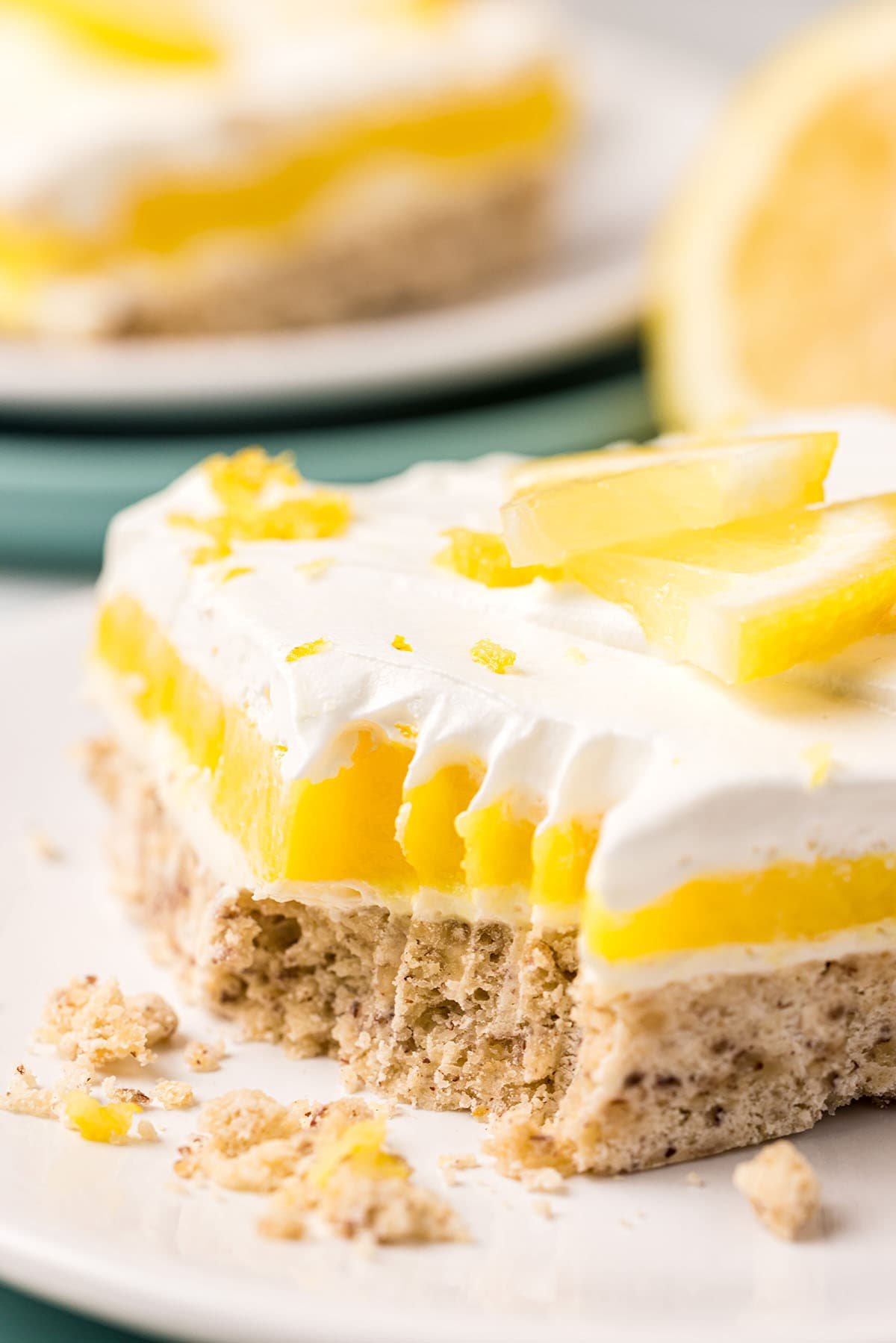 Lemon lasagna with fresh lemon slices on top