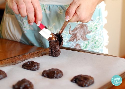 dropping cookies