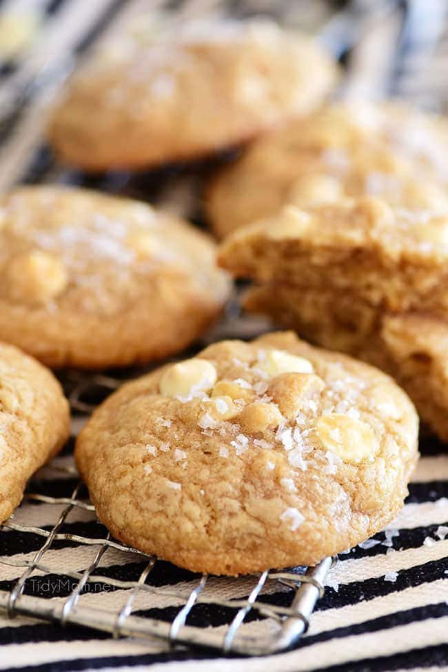 White Chocolate Macadamia Nut Cookies on a black and white towel
