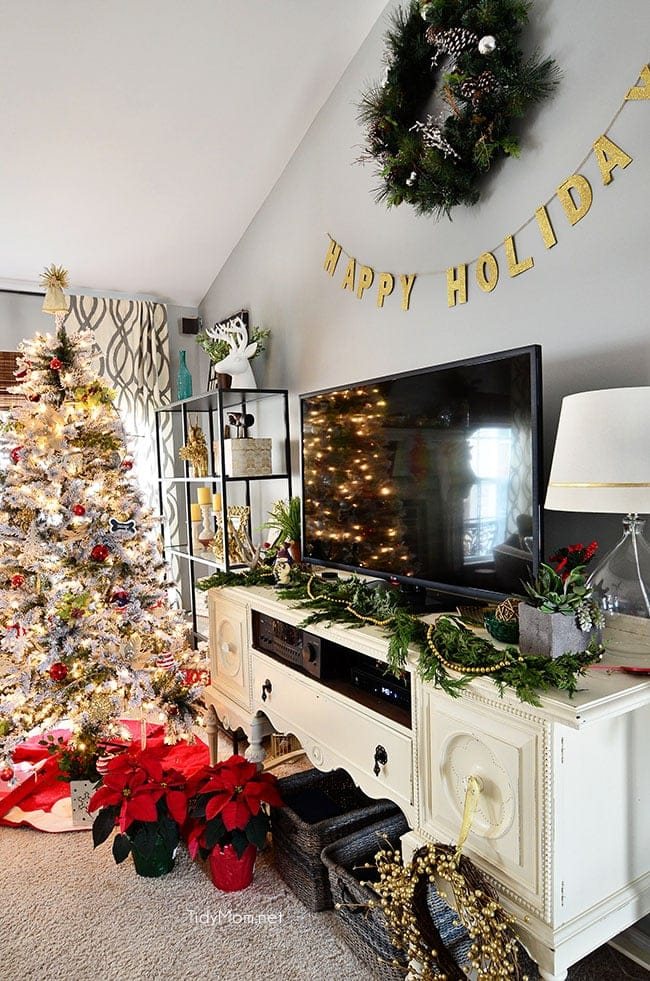 Christmas Holiday Home Tour at cetcu.com