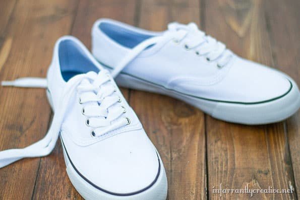 How to Make Shoelaces out of Tee Shirts at cetcu.com