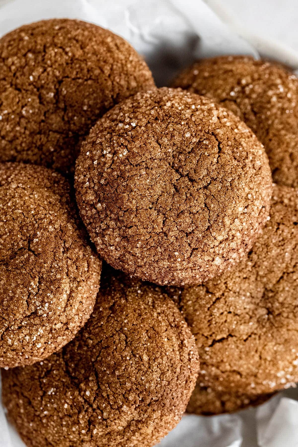pile of crackle cookies