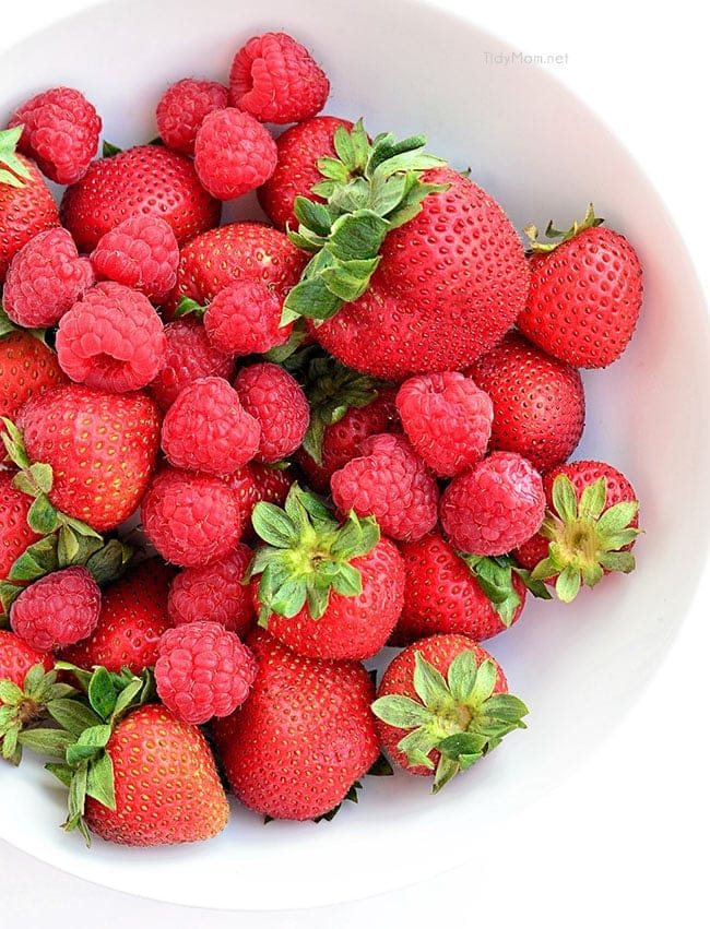 Fresh Strawberries and raspberries in a bowl