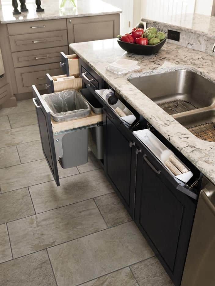 Smart Organized Kitchen Cabinets