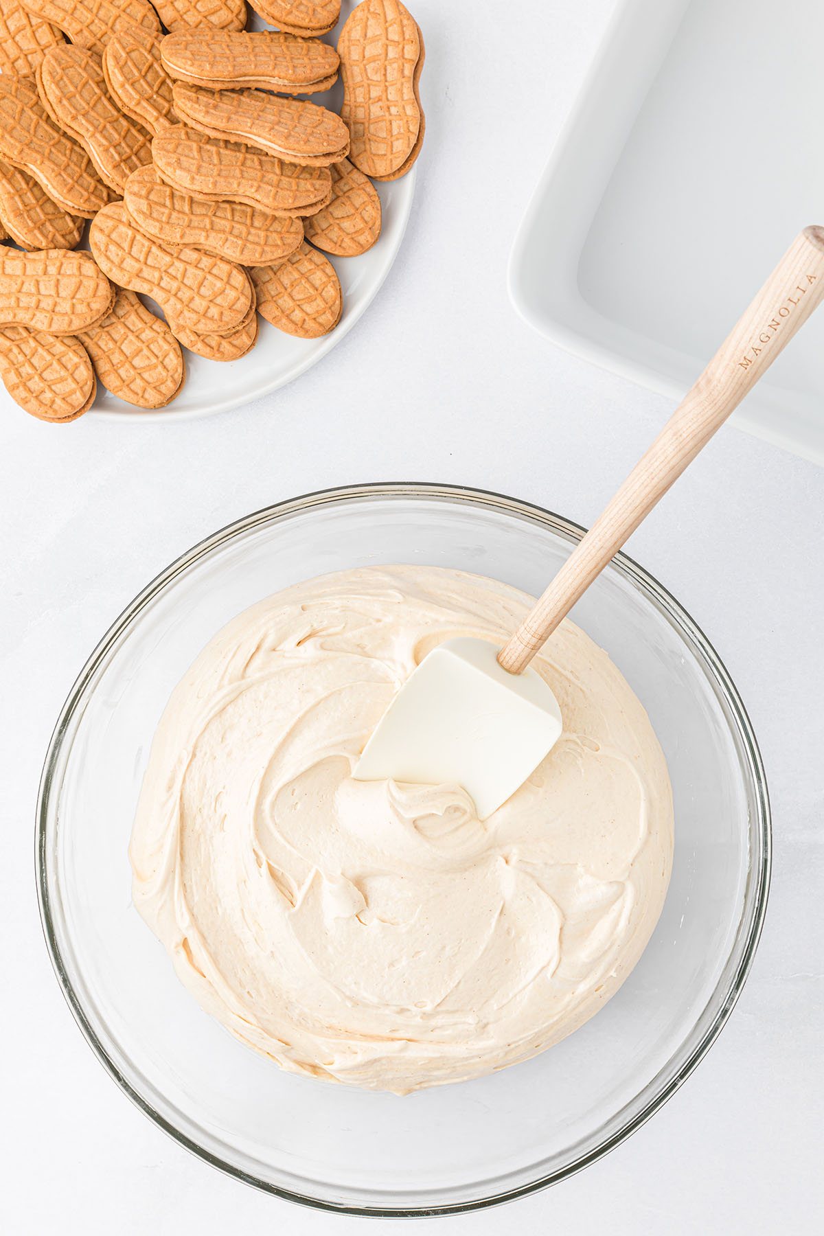 peanut butter fluff in a glass bowl step 4