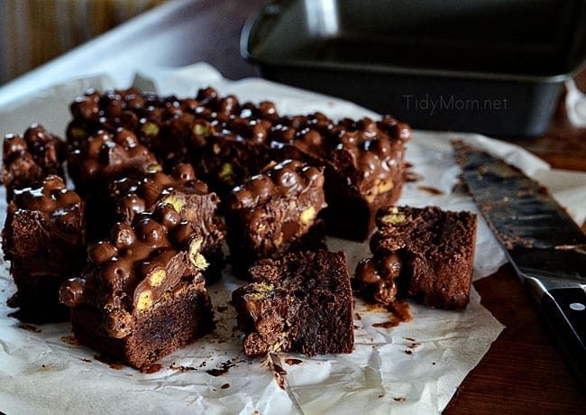Peanut Butter Crunch Black Bean Brownies recipe at cetcu.com