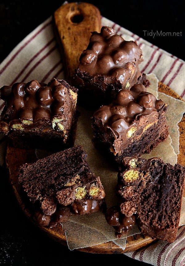 Double Chocolate Peanut Butter Crunch Black Bean Brownies. recipe at cetcu.com