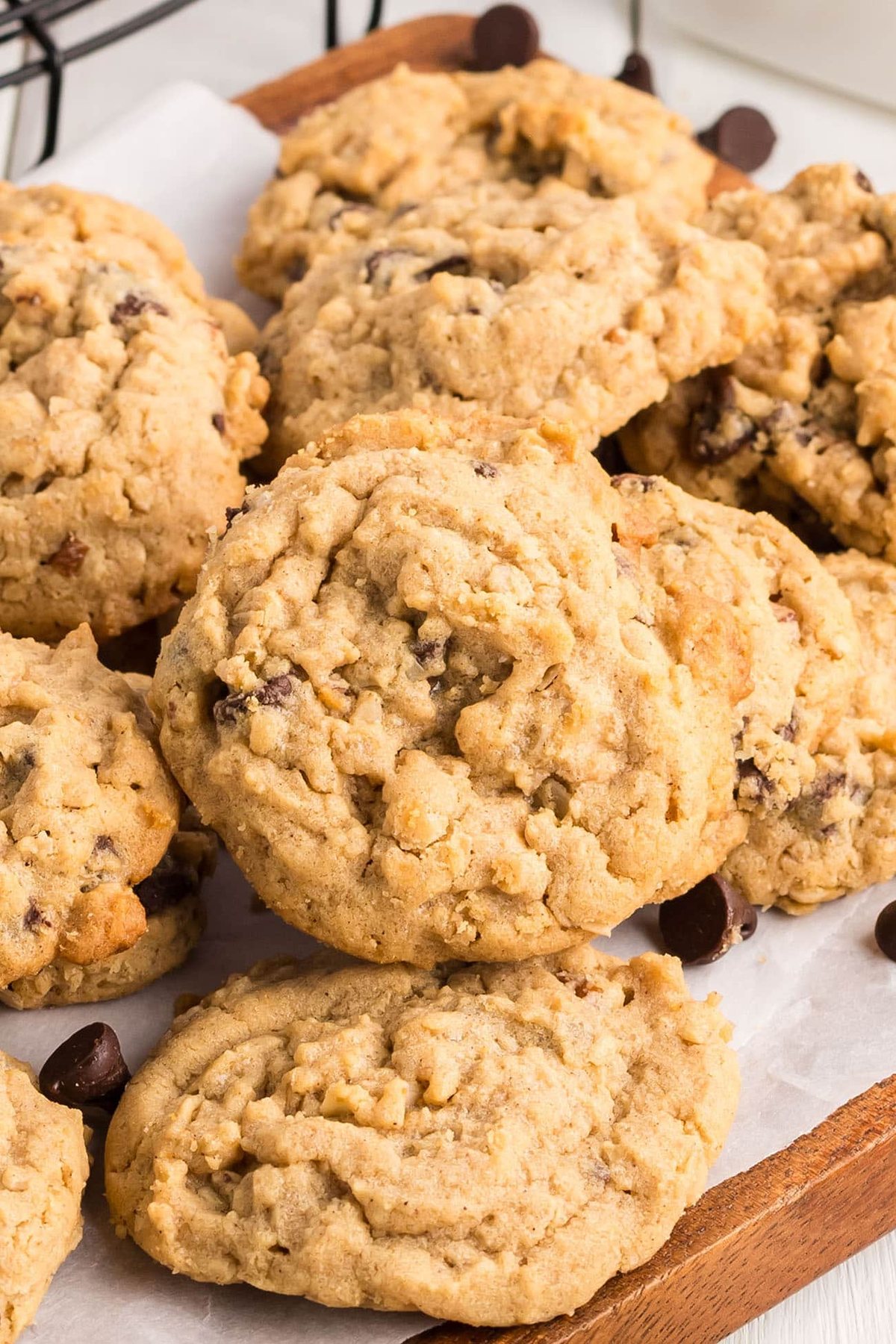 Chewy Peanut Butter Oatmeal Chocolate Chip Cookies