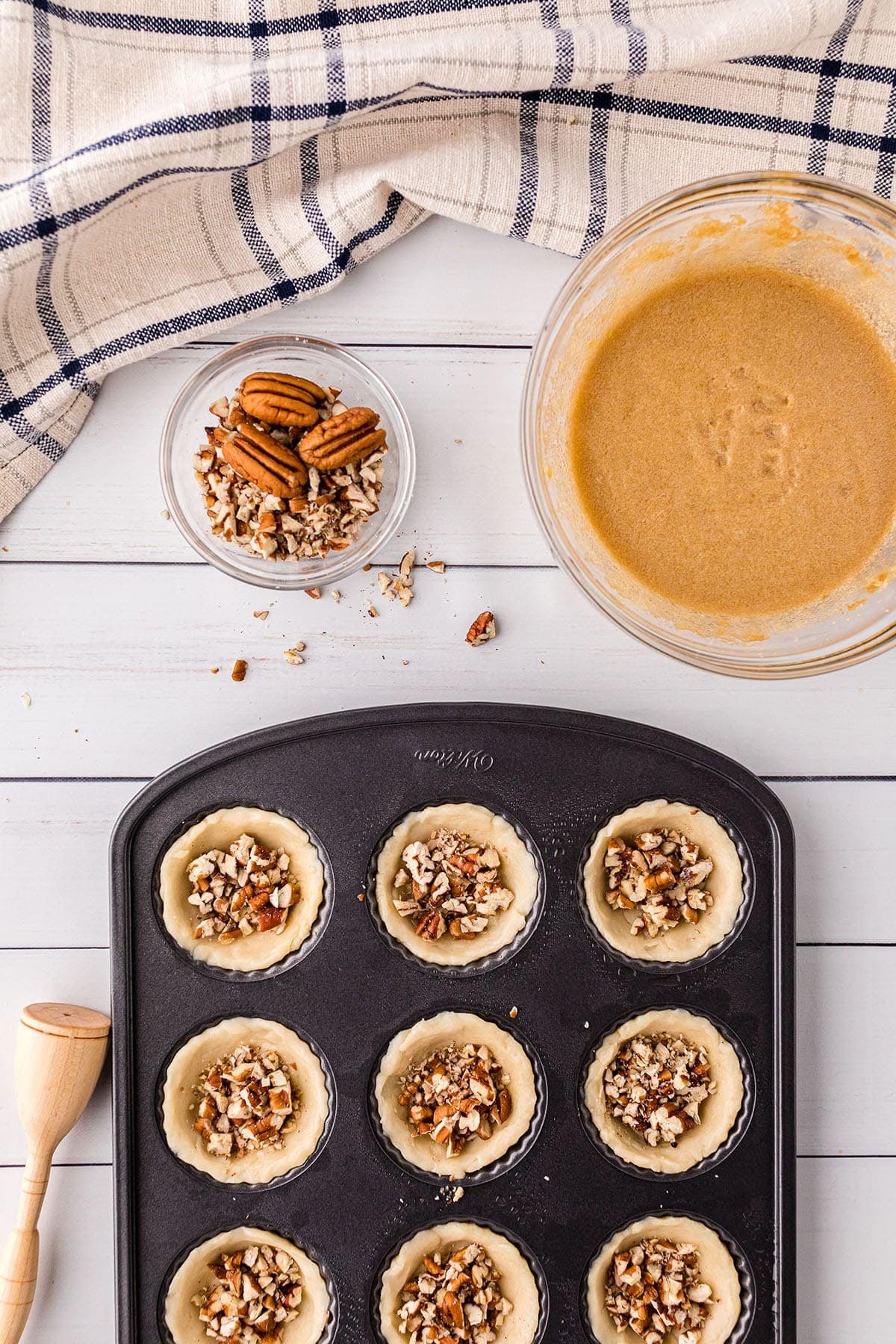 how to make pecan tassies step 3