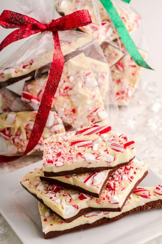 Holiday Chocolate Peppermint Bark is easy, delicious and makes a great holiday gift. Easy recipe for Christmas, Valentines Day, or any day at cetcu.com