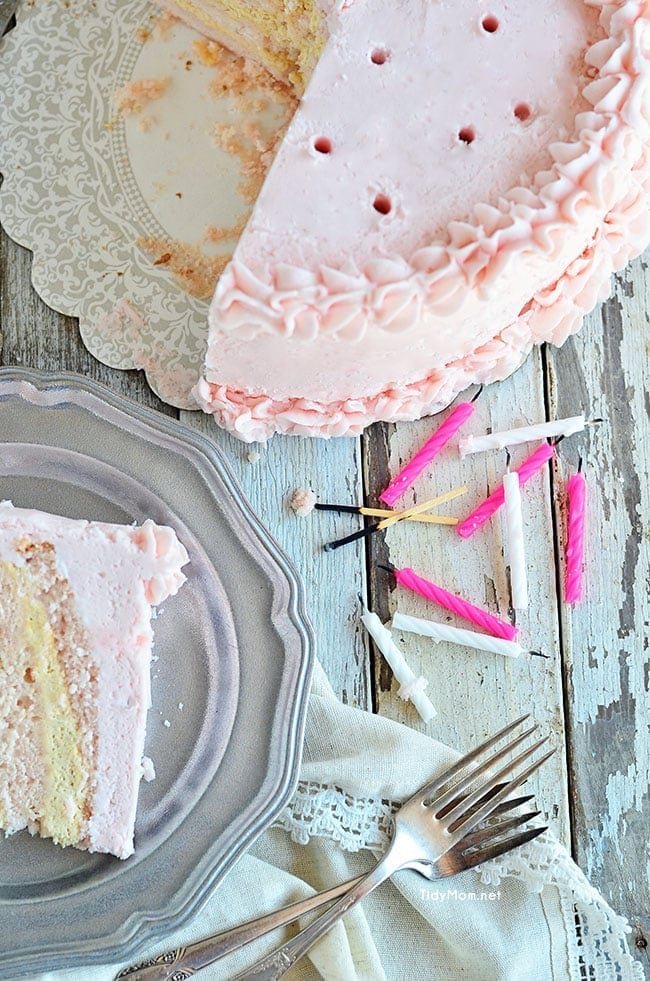 Excuisite Pink Champagne Cake recipe at cetcu.com