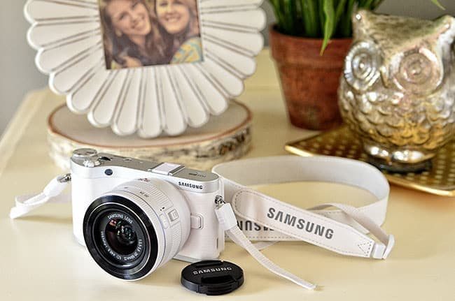 Win a Samsung NX300 camera at cetcu.com