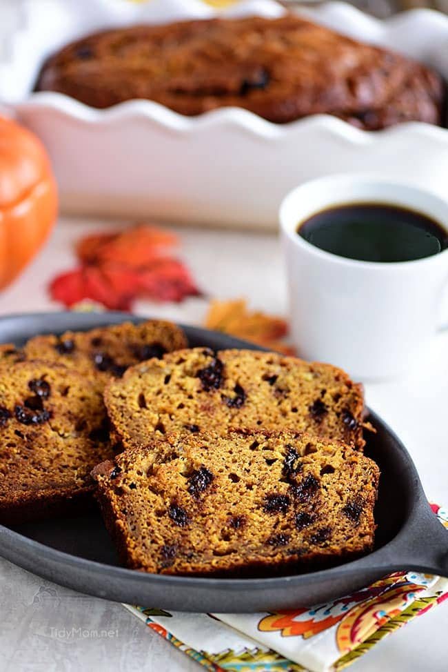 The aroma when this Chocolate Chip Pumpkin Banana Bread comes out of the oven is nothing short of heaven! This is the quick bread recipe every pumpkin spice lover needs! It’s perfect for dessert, breakfast, gifting or just snacking!