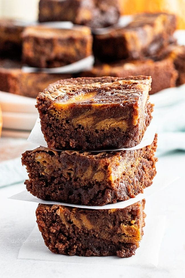 Pumpkin Brownies {+VIDEO}