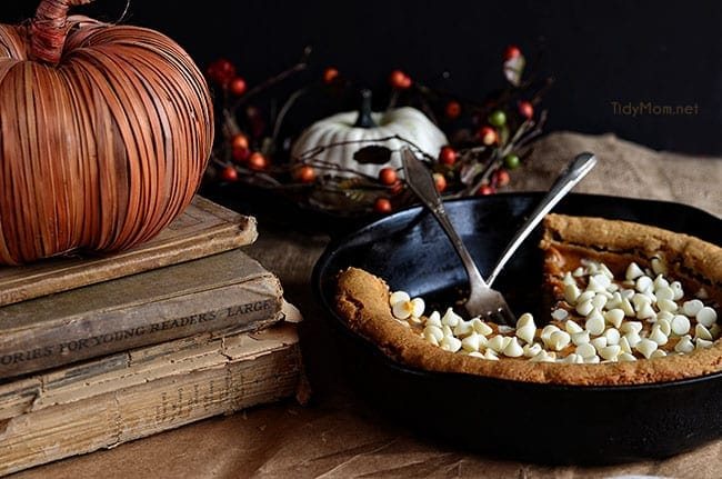 Skillet Pumpkin Cheesecake Blondie recipe at cetcu.com