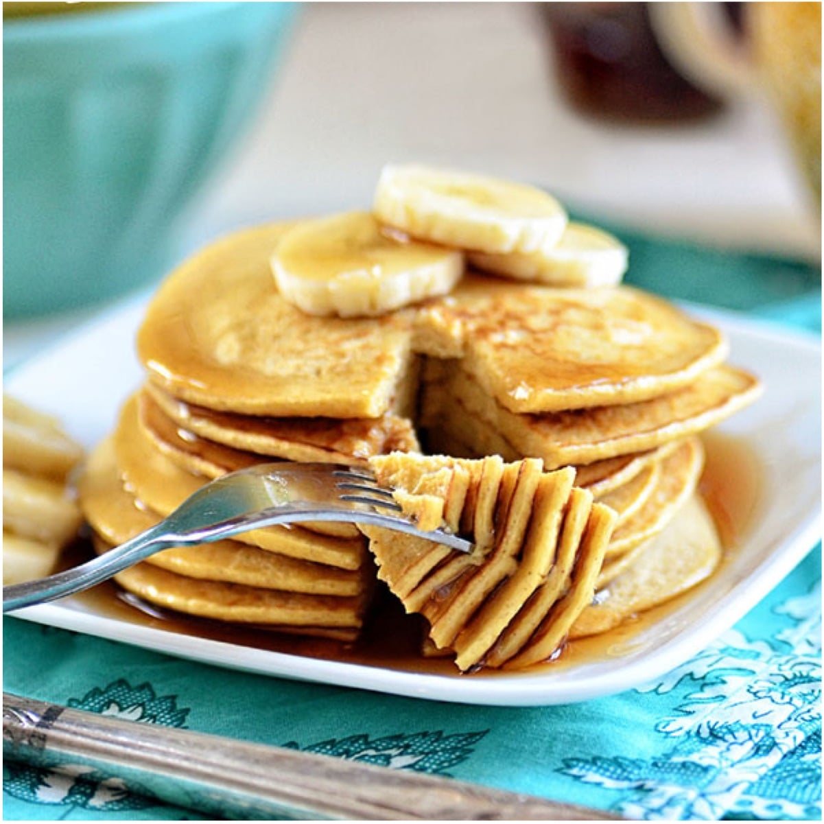 oatmeal-banana-pancakes