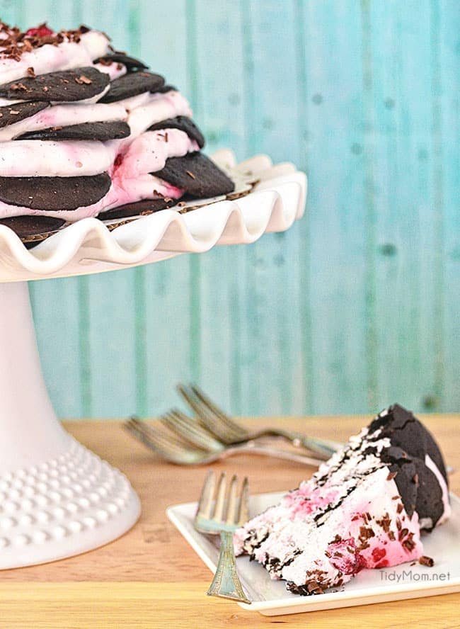 Raspberry Icebox cake is an easy, no-bake dessert with layer after layer of chocolate wafers and raspberry whipped cream. Get the full printable recipe at cetcu.com
