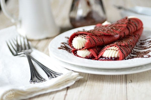 Red Velvet Crepes with Raspberry & Cream Cheese Filling recipe at cetcu.com