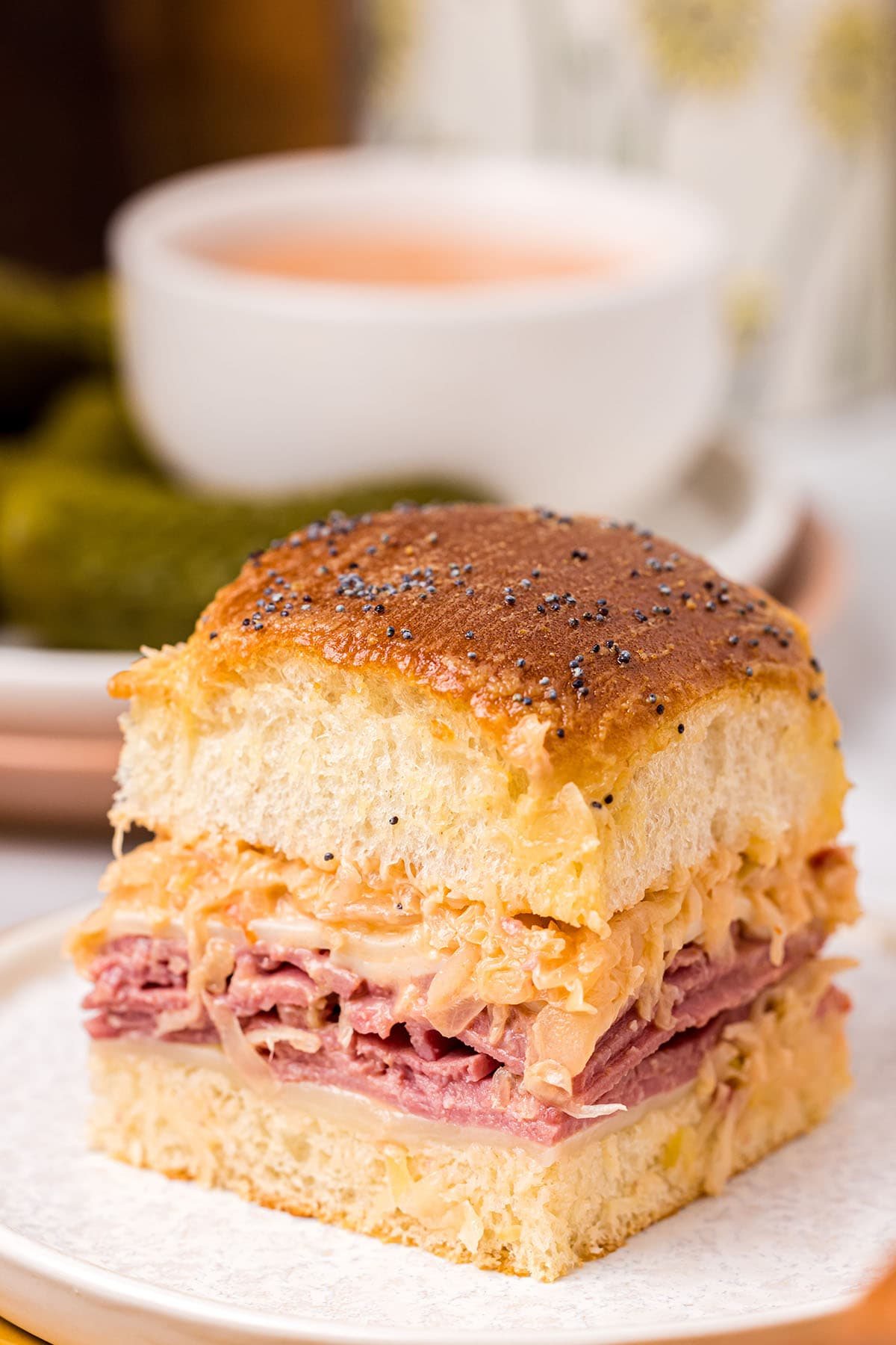Reuben Sliders With Corned Beef