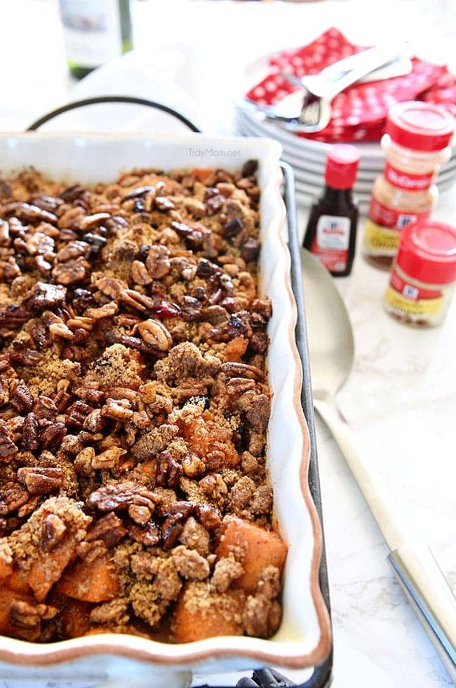 Roasted Sweet Potatoes with Cinnamon Pecan Crunch recipe at cetcu.com
