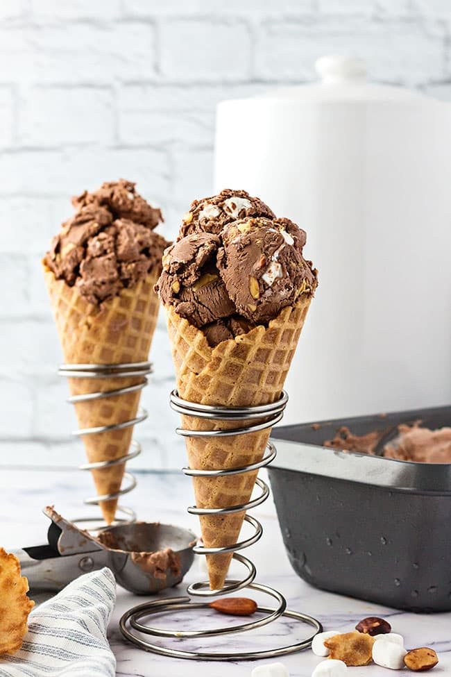 Rocky Road Homemade Ice Cream (Without Machine)
