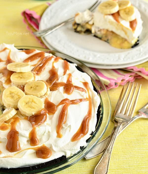 Salted Caramel Banana Cream Pie recipe at cetcu.com