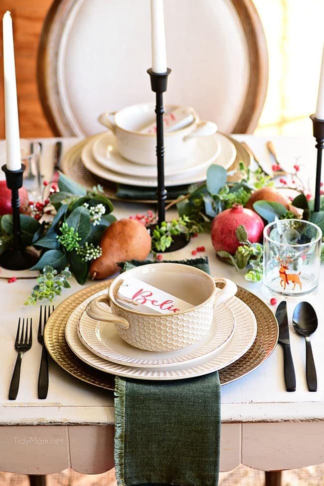 Simple Christmas Table + Quick Tips