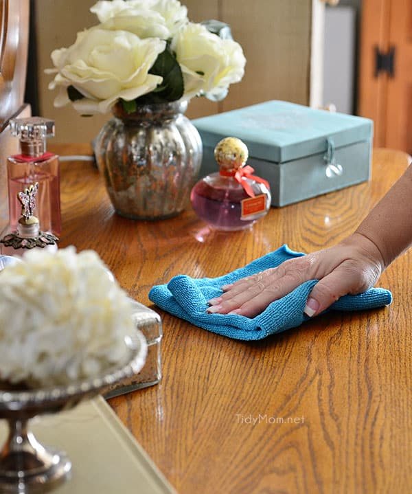 10 Handy Dusting Tips You May Not Be Doing