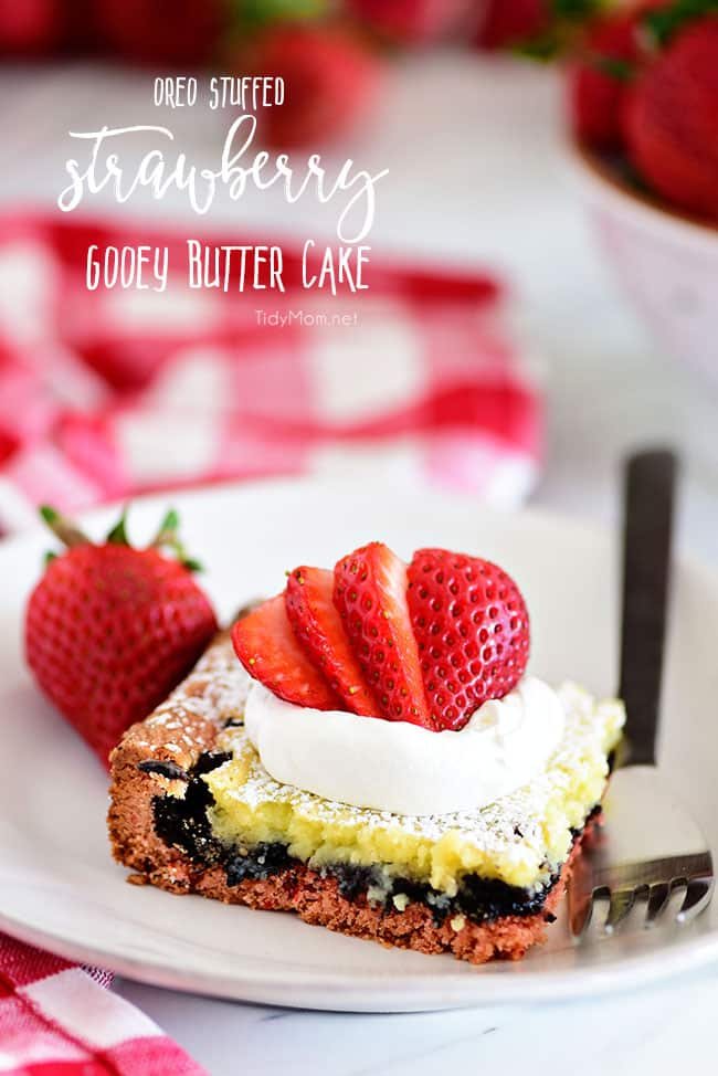 Strawberry Gooey Butter Cake with Oreo Cookie Layer