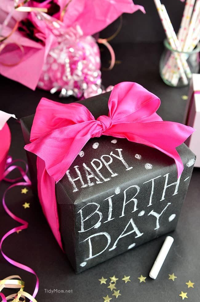DIY Chalkboard Gift Wrap