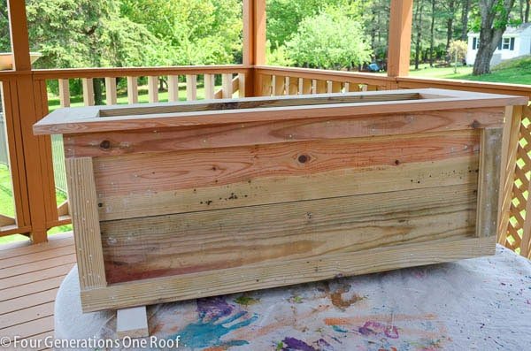 four-generations-one-roof-planter-1-3