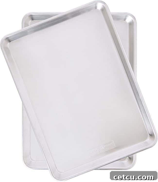 High-quality aluminum half sheet pans, ideal for baking and roasting.