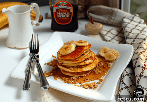 Granola banana pancakes, a wholesome breakfast idea