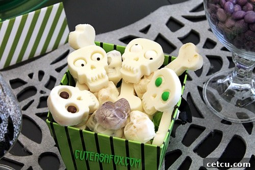 Krispie Crunchy Bones
