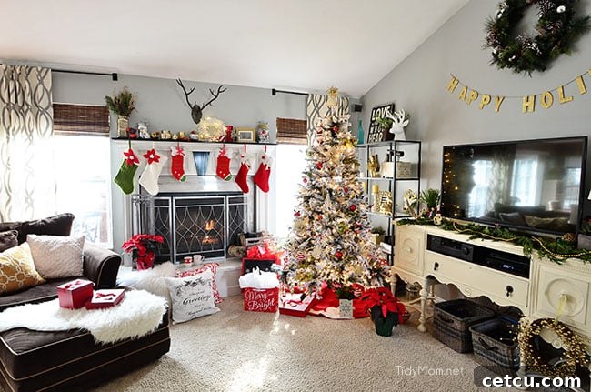 Christmas Holiday Home Tour at TidyMom.net